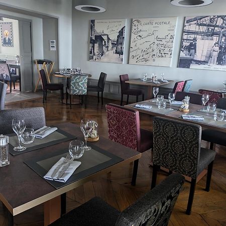 Logis Hotel Le Tisseur Des Saveurs Panissieres Exterior photo